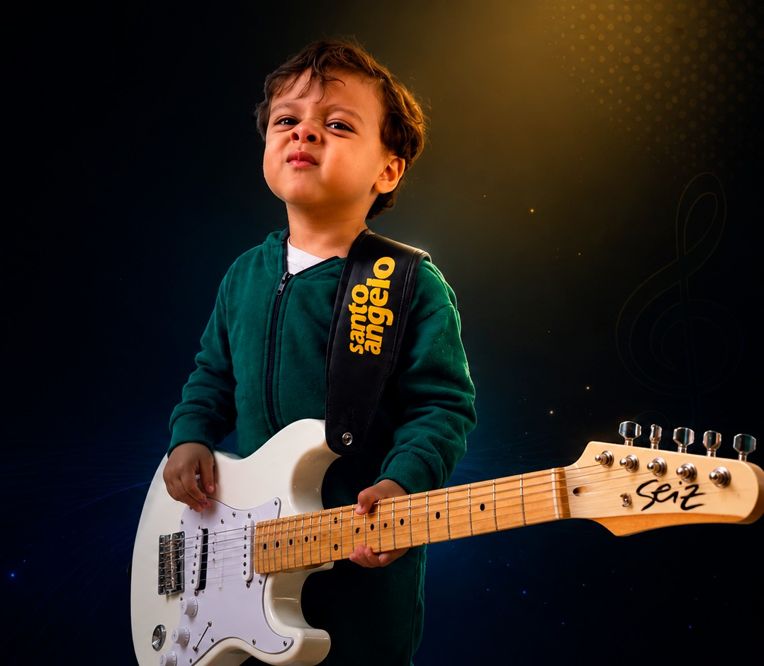 Alunos e professores da Mega Music tocando diferentes instrumentos